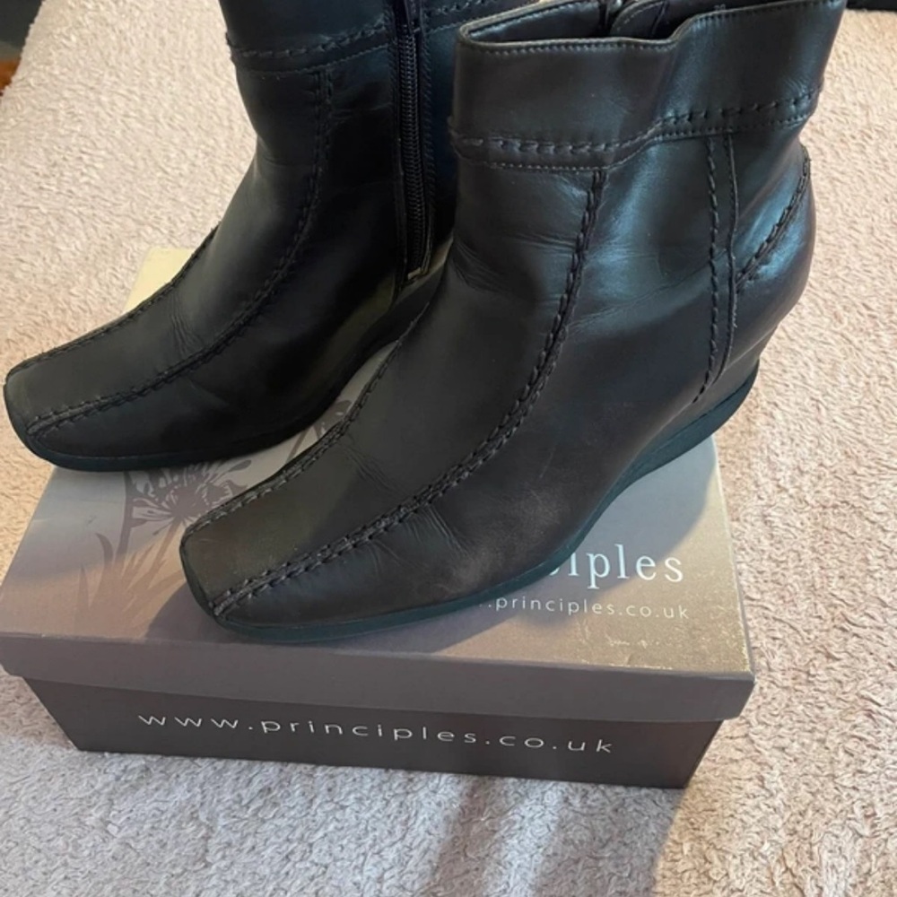 Principles Elegant Black Heeled Boots